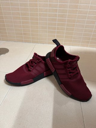 adidas NMD R1 Burdeos Negro (Talla 43 1/3)