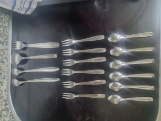 Set de cubiertos de acero inoxidable