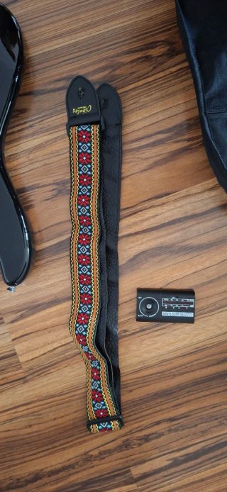 Pack Guitarra Eléctrica Baffin + Amplificador