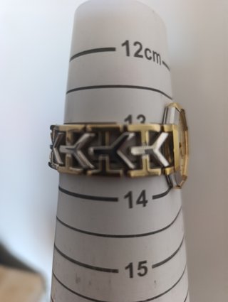 Reloj Yves Saint Laurent Octogonal LEER
