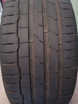 Llanta original BMW con neumatico Hankook Ventus S