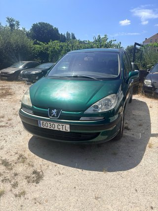 Peugeot 807 2004