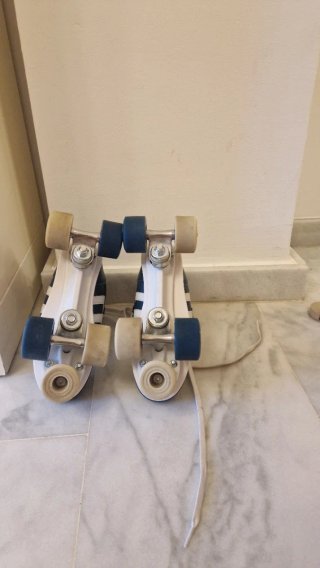 Patines 4 ruedas niño talla 38