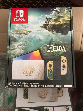 Nintendo Switch OLED Zelda Tears of Kingdom