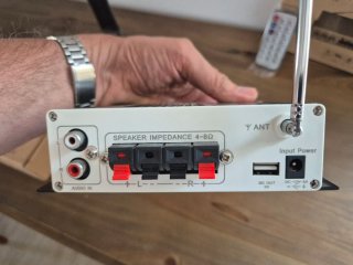 Amplificatore Stereo Bluetooth FM USB Telecomando