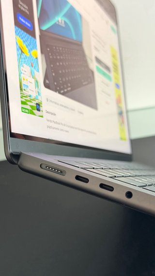 MacBook Pro 14" M4 16 GB RAM 512 GB SSD Negro