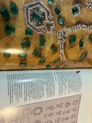 El gran libro de la esmeralda