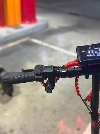 Patinete eléctrico IX4 (NEGOCIABLE)