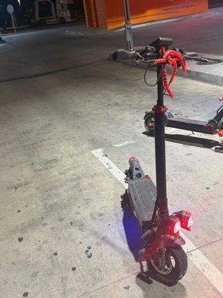Patinete eléctrico IX4 (NEGOCIABLE)