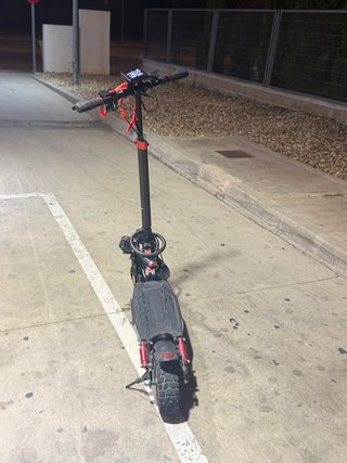Patinete eléctrico IX4 (NEGOCIABLE)