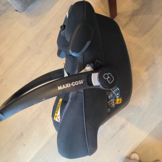Maxi-Cosi Pebble Plus i-Size + adaptadores Bugaboo