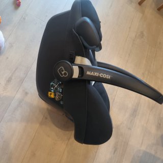 Maxi-Cosi Pebble Plus i-Size + adaptadores Bugaboo