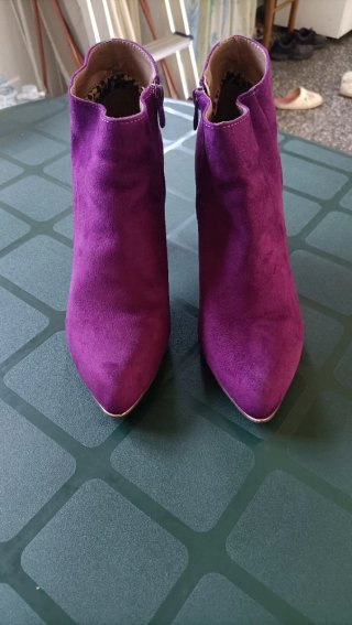 Botines morados tacón ancho talla 39
