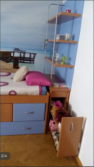 cama de 90x190, con cuatro cajones muy amplios