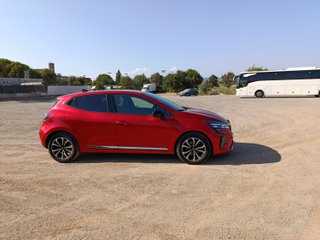 Clio - DESDE 278€/MES ¡SIN PAGAR ENTRADA!
