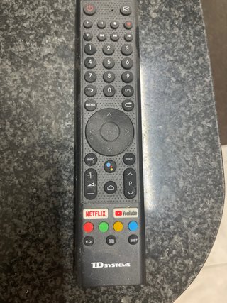 TD Systems Smart TV Wifi Negra
