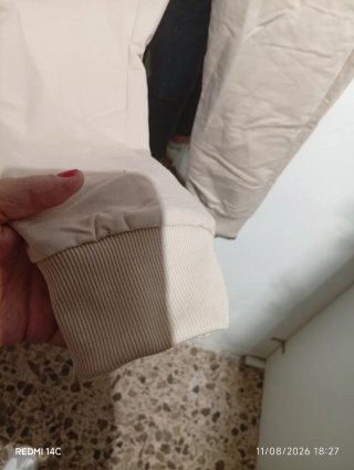 Pantalón chándal beige hombre
