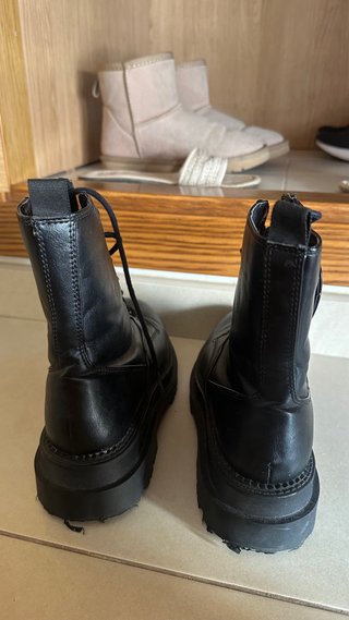 Botas altas Stradivarius negras