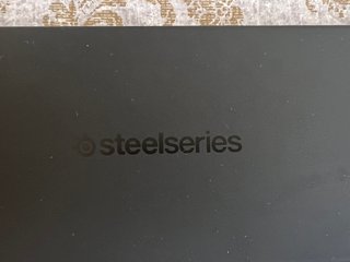 Reposamuñecas magnético Steelseries