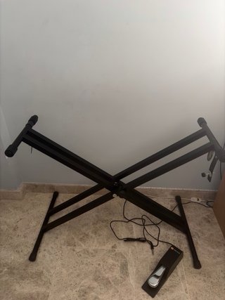 CASIO CT-S300 + Pedal + Soporte | Como Nuevo