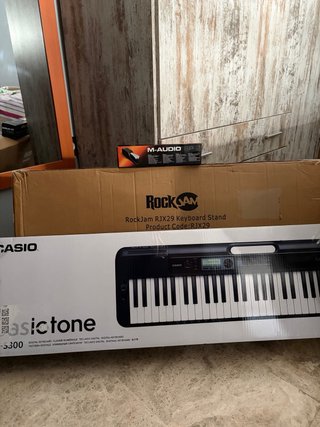 CASIO CT-S300 + Pedal + Soporte | Como Nuevo