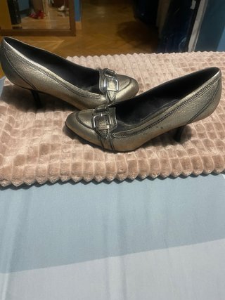Zapatos Zara Bronce Talla 37
