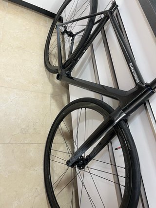 Cuadro Bikeahead y Ruedas Campagnolo Bora WTO