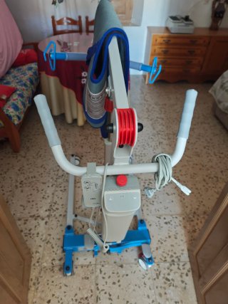 Grua y Cama articulada eléctrica elevable