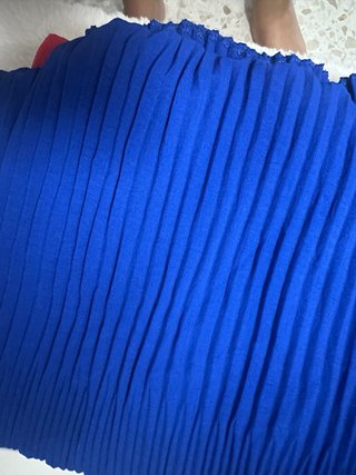 Pantalones anchos plisados azules