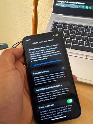 iPhone 11 Negro  64 gb  Bateria 72