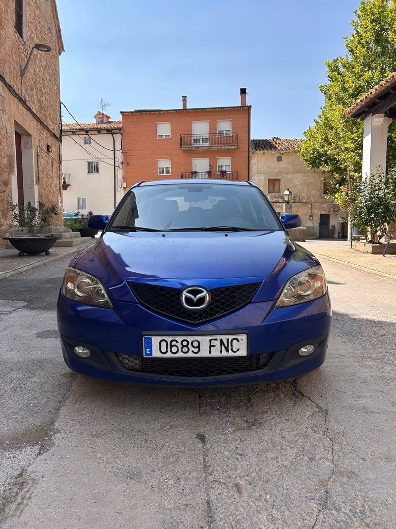 MAZDA 3 2007 - foto 1