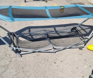 Amaca da campeggio con porta bicchiere