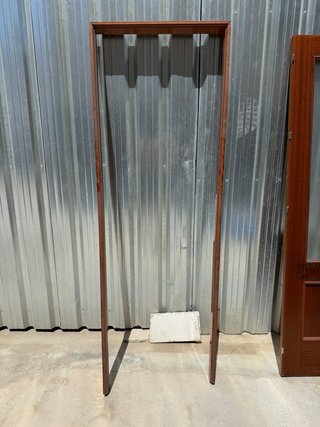 Puerta madera con cristal