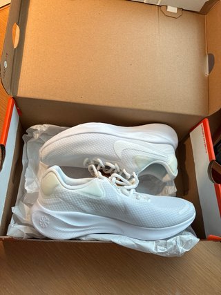 Zapatillas Nike Blancas Talla 40 Nuevas.