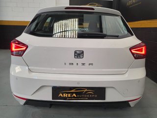 SEAT Ibiza en excelente estado general.