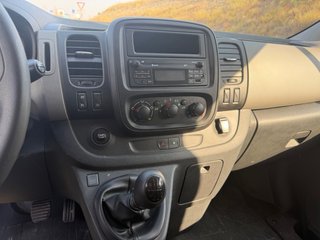 renault trafic 9 plazas