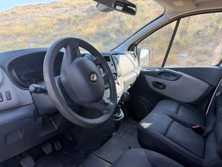 renault trafic 9 plazas
