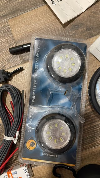 Lote Faros Antiniebla y Accesorios Coche