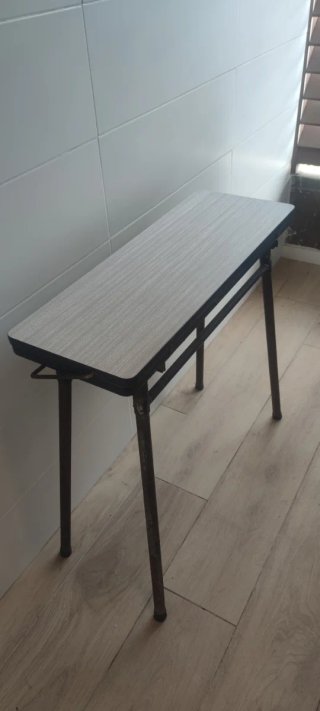 Mesa vintage formica años 60