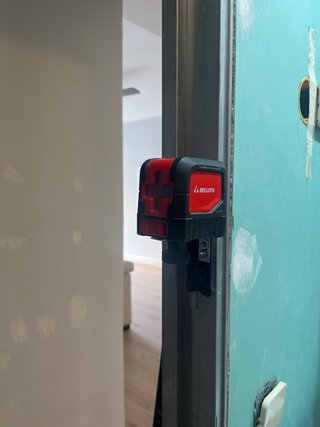 Nivel Láser Bellota NIV20V Autonivelante