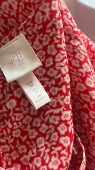 Vestido floral rojo talla S-M