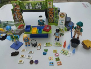 Playmobil Zoo con figuras y accesorios