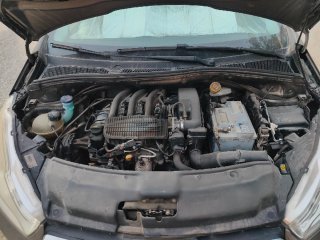 Peugeot 208 2015