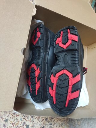 Botas de seguridad Roots Talla 41 Nuevas