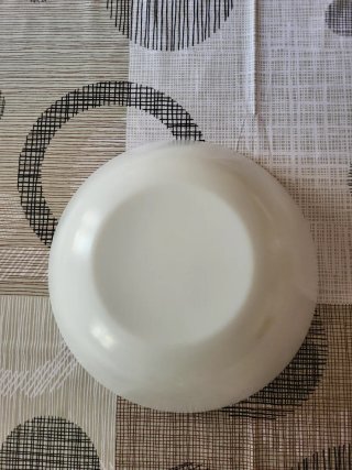 Bol de cristal blanco y beige