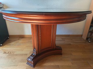 Mesa de comedor de madera elegante, extensible