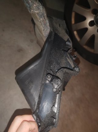 Guantera Passat