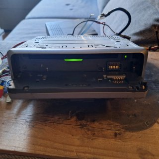 Radio CD Pioneer DEH-P4500R con Bluetooth