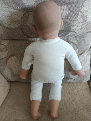 Precioso Muñeco Bebé con chupete 57 cm