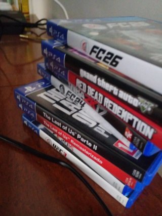 Consola PS4 Negra